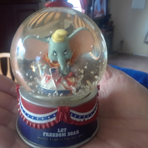 The Bradford Exchange Other - 🌻 New 🌻 Bradford Exchange limited Disney